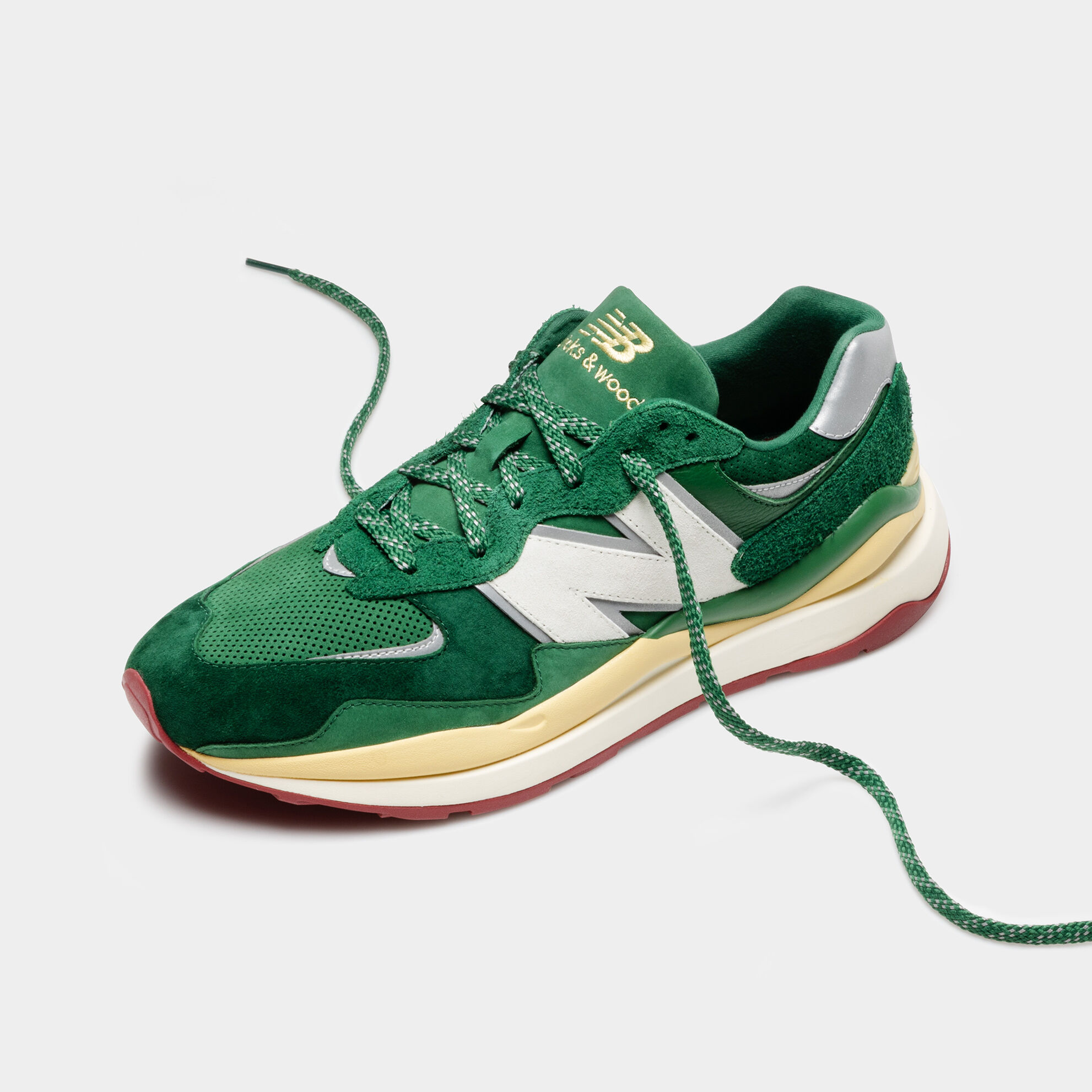 Bricks and Wood 57/40 Lifestyle shoes 
